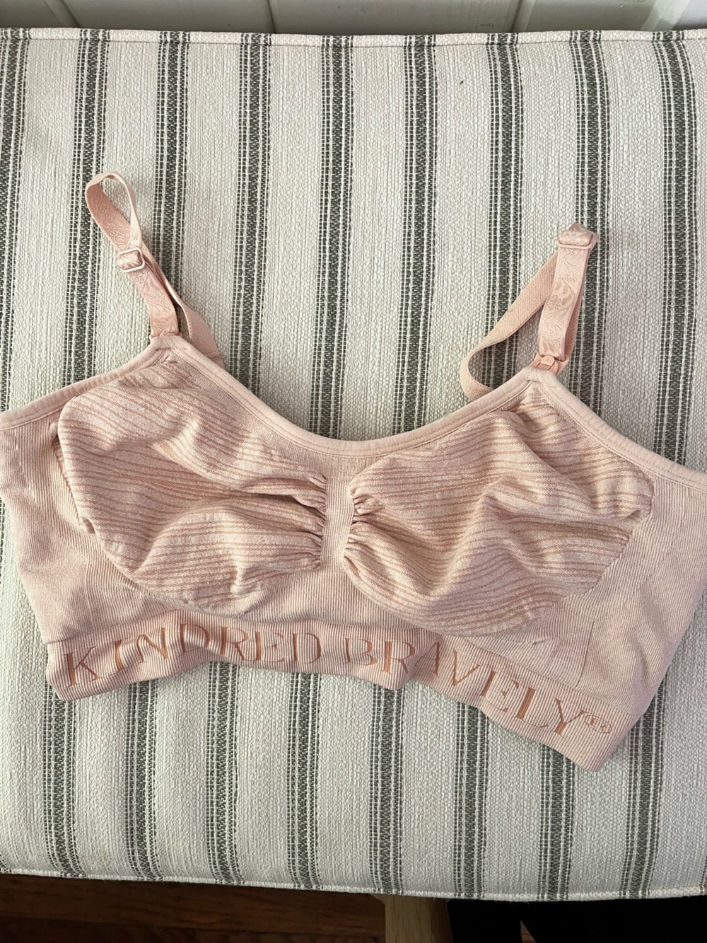 Kindred bravely nursing bra large